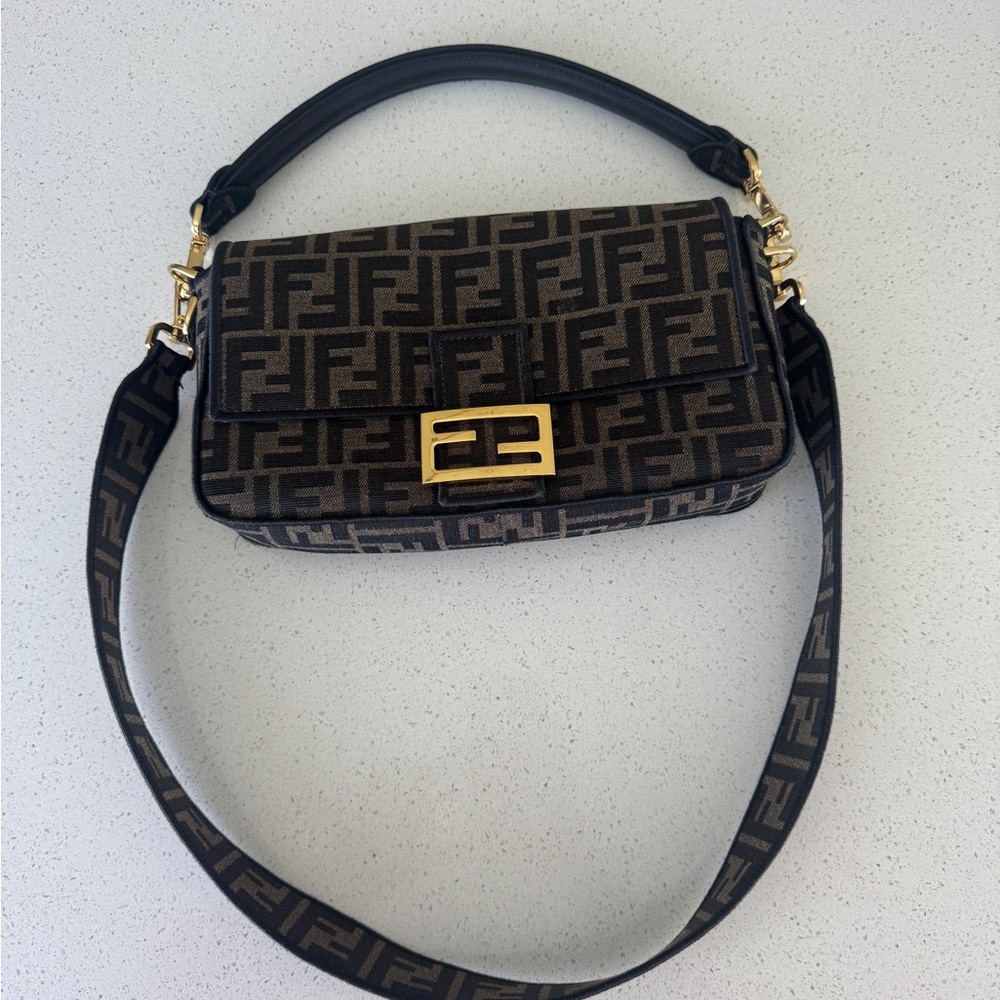 Fendi Baguette brown FF fabric bag